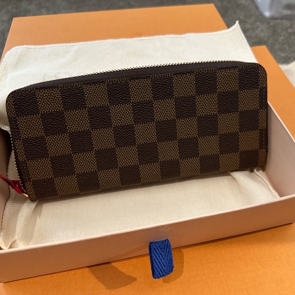 Louis Vuitton clemence wallet - Picture 10 of 11